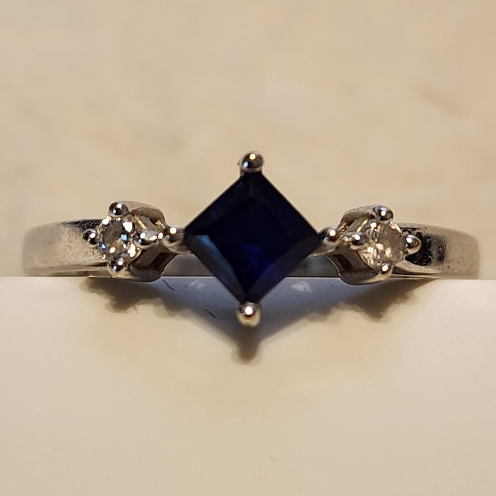 COPY - 10k White Gold Sapphire Ring